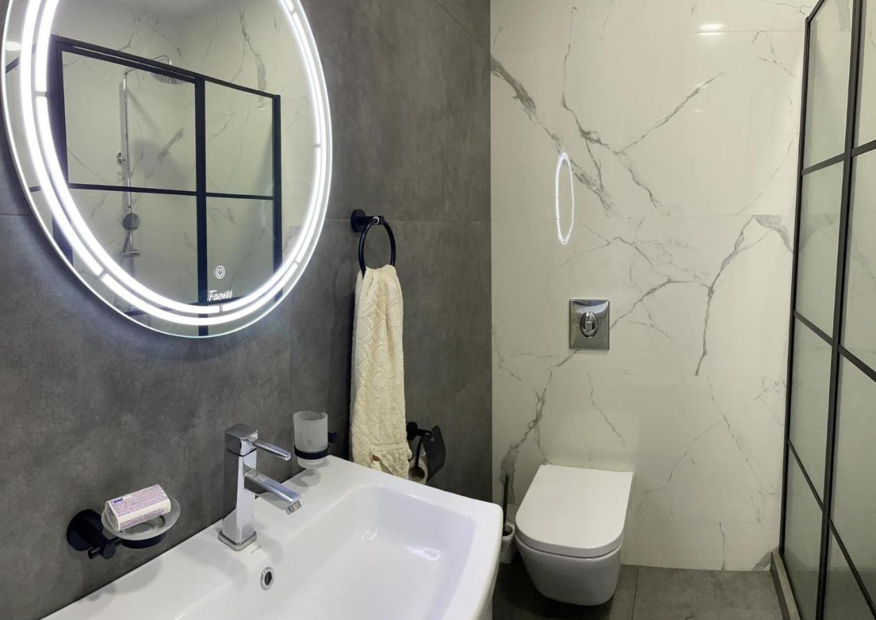 קוטאיסי City Centre Apartment מראה חיצוני תמונה