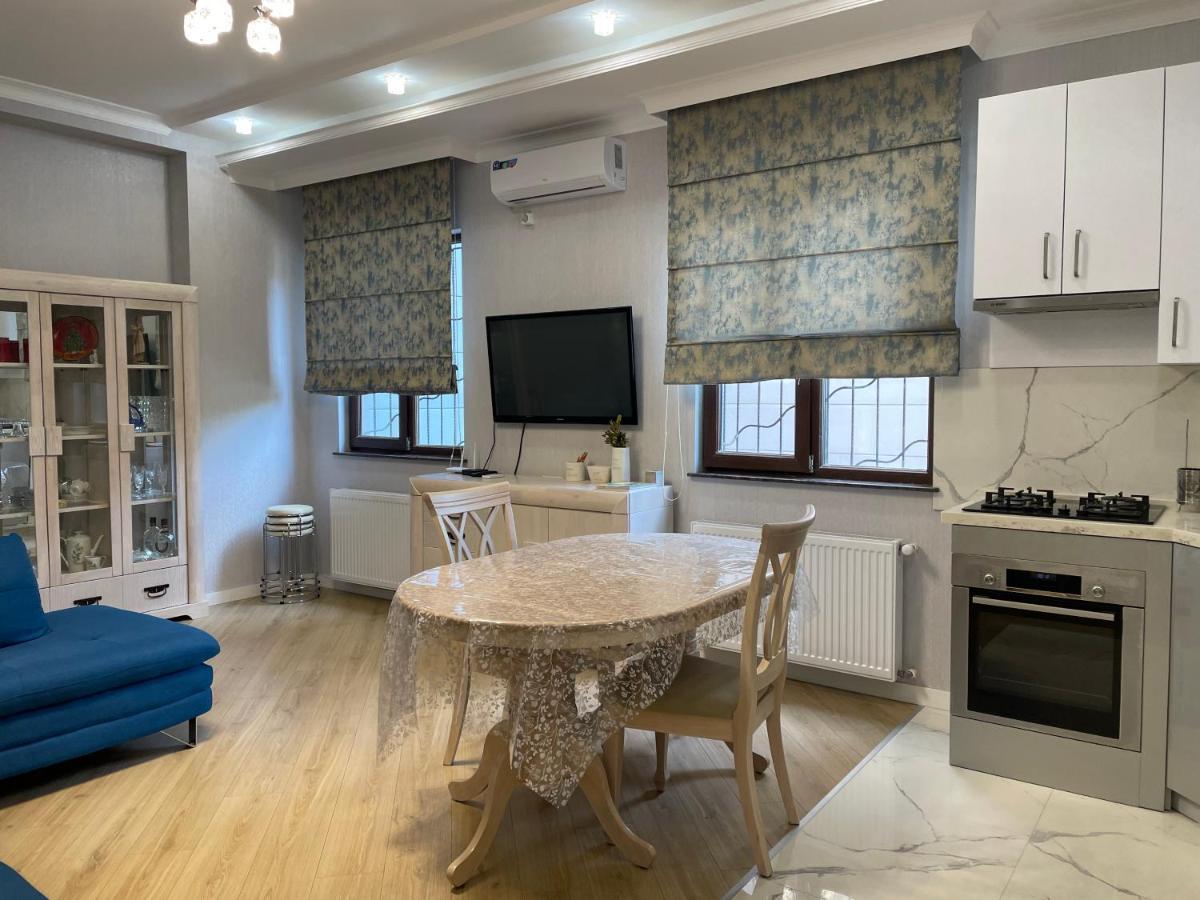 קוטאיסי City Centre Apartment מראה חיצוני תמונה