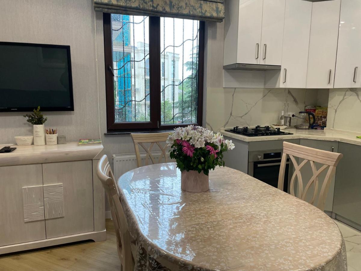 קוטאיסי City Centre Apartment מראה חיצוני תמונה